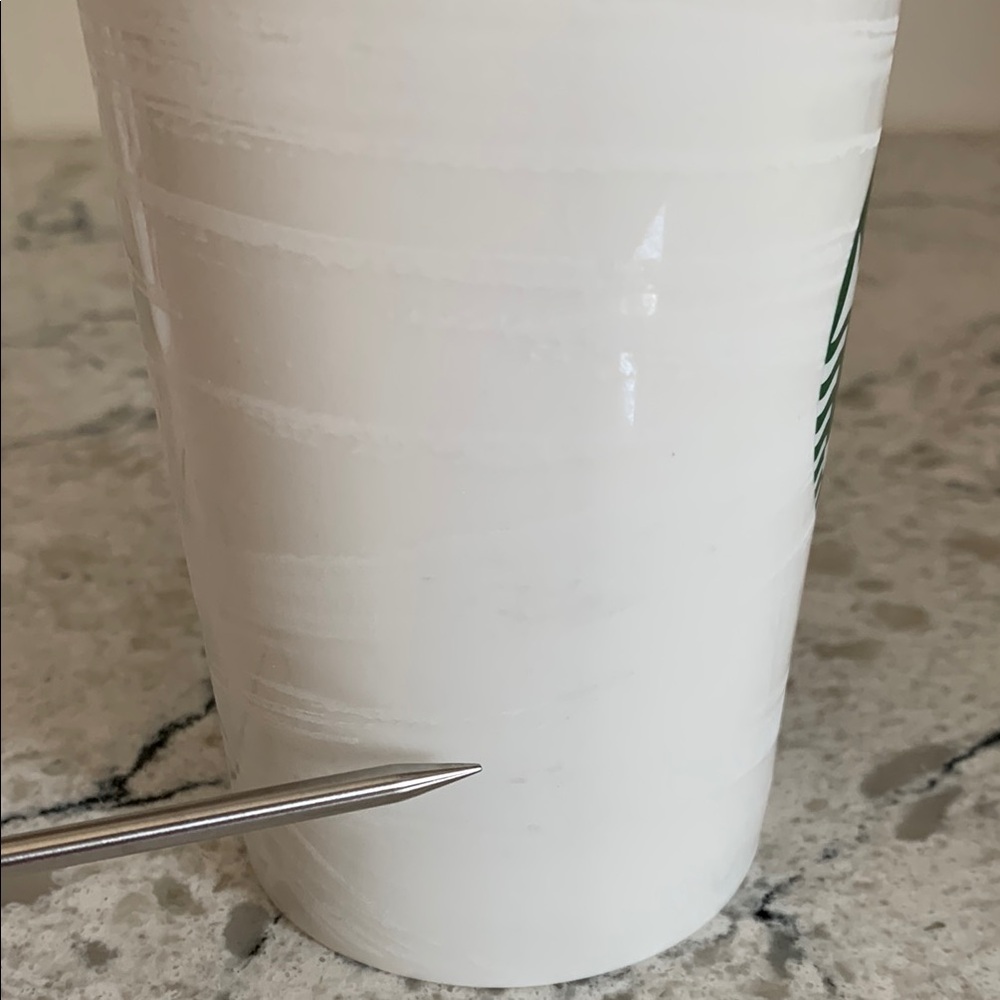 Bundle of 4 Starbucks Cups - Picture 15 of 16